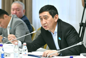 Зайытов ақша үшін сатылған полицейлерді жазалауды талап етті