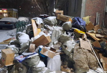 «Плюшкина» нашли в Павлодаре – из его «однушки» несколько дней выносили мусор и увезли на КамАЗе с прицепом