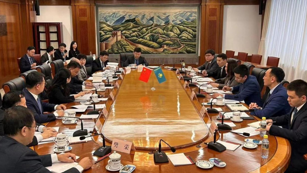В Пекине обсудили вопросы сотрудничества в области индустриализации и инвестиций