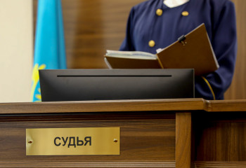 БҚО-да ұлын жұмысқа заңсыз қабылдаған директор жазаланды