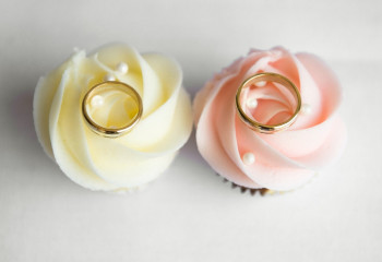 «В Казахстане планируют разрешить однополые браки среди женщин» – новость оказалась фейком