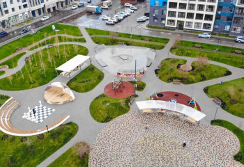 Скверы вместо запланированных жилых комплексов построили в Астане