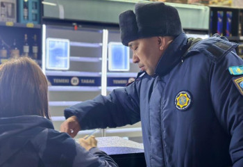 Профилактические рейд по пиротехнике провели в торговых объектах Астаны