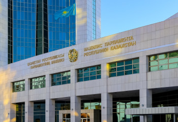 Мәжіліс депутаты қазақстандық білімді бағалау жүйесін сынап тастады