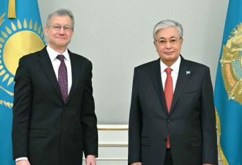 Президент встретился с послом США в Казахстане