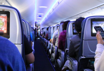 Air Astana-ға билет алып, Fly Arystan-мен ұшқан жолаушыларға өтемақы төленеді