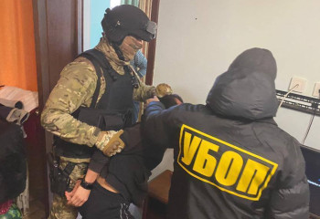 Иностранца избили, держали в съемной квартире и требовали выкуп 1 млн тенге в Атырау