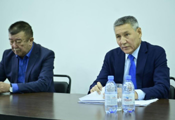 Вопросы субсидирования и кредитования АПК обсудил Амангалий Бердалин с аграриями Актюбинской области