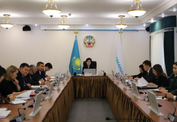 Еңбек және халықты әлеуметтік қорғау министрлігінде қоғамдық кеңестің отырысы өтті