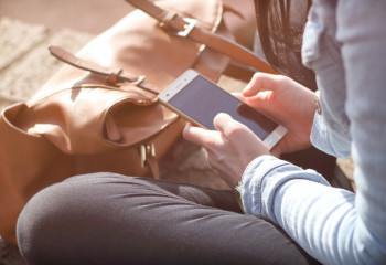 Расследование в отношении популярных мобильных операторов начали в РК