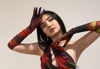 Қазақ тілі – жүрегіме ең жақыны – Францияда білім алған әлемдік модель Айя Шалқар