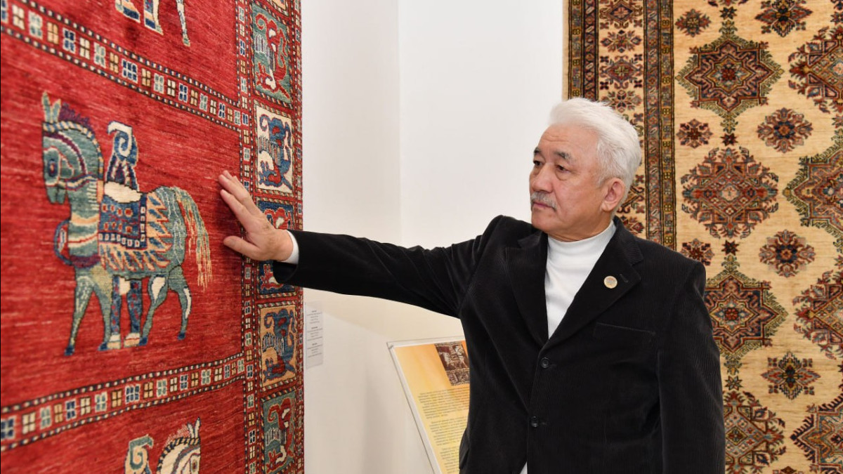 Выставка ковров афганских казахов открылась в Национальном музее