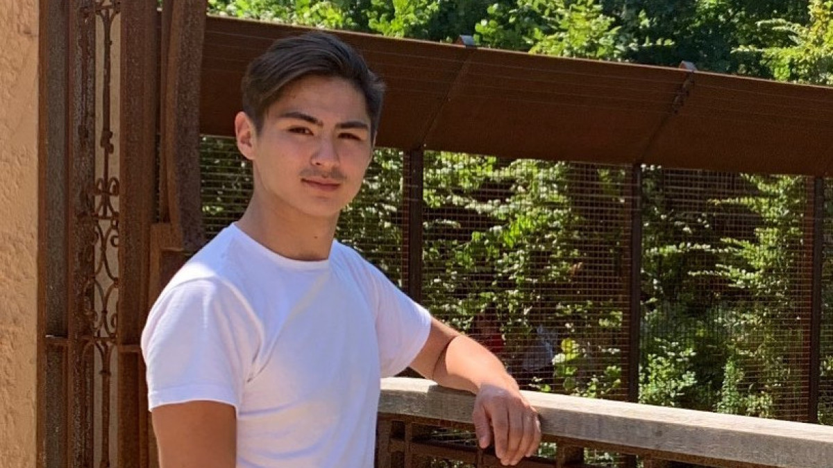  instagram.com/muratsaveliev 