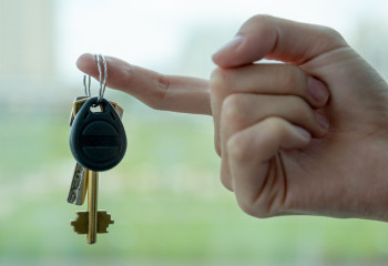 Apartment rent falls in price in Astana and Almaty