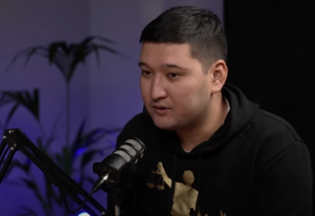 «Алтынбек Қоразбаев 150 мың доллар салды». Заңгер әншілер қаржы пирамидаларына қалай алданғанын айтты