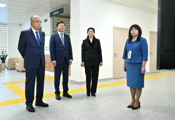 Tokayev visits Center for Sanitary and Epidemiological Expertise