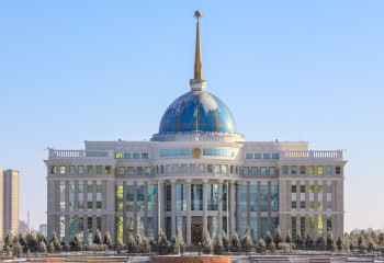 Глава государства присудил стипендии деятелям культуры