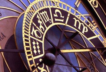 Жұлдыз жорамал: 2024 жылы кімдер табысқа кенеледі