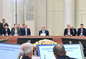 Мемлекет басшысының атына жаңа жылға орай құттықтау жеделхаттары келіп түсті