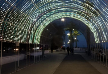 Светодиодной арке в Актау за 23 миллиона тенге нужен ремонт