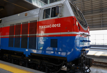 Четыре дополнительных поезда назначили в Казахстане на 2 января