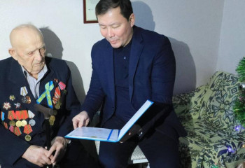 Единственному ветерану войны, проживающему в Актюбинской области, исполнилось 100 лет