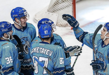 «Барыс» жаңа жылдағы алғашқы ойыны алдында үш хоккейшісінен айырылды