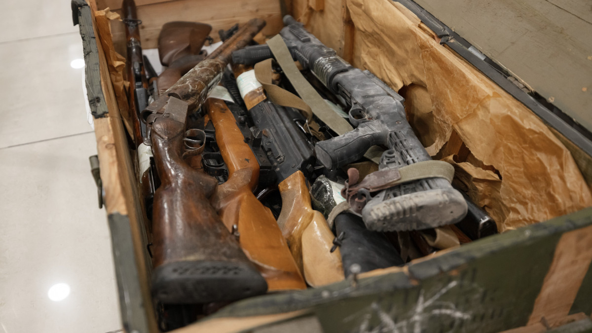 Токаев: во время январских событий было похищено более трех тысяч единиц оружия