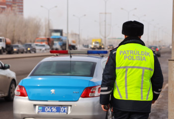 Атырауские полицейские подарили вторую жизнь бабушке, о смерти которой сообщили родственники