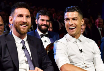 Әлемнің символикалық құрамына қандай футболшылар енуі мүмкін