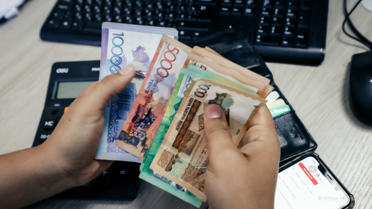 Как будут выплачивать спецсоцвыплату "по вредности" в Казахстане
