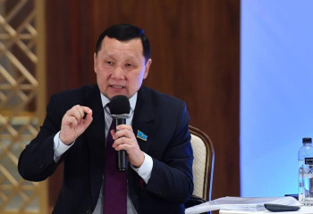 Депутат Абзал Құспан: Қаңтар оқиғаларына қарулы құрылымдар қатысты