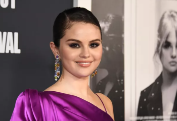 Әлемге танымал әнші музыкалық мансабын аяқтайтынын мәлімдеді