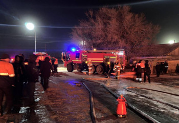 Пожарные и полицейские предотвратили взрыв цистерны с бензином