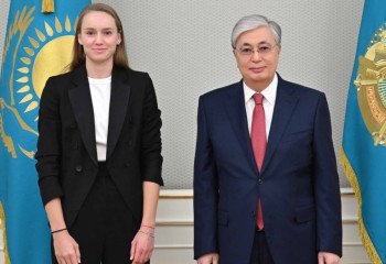 Қасым-Жомарт Тоқаев Елена Рыбакинаны жеңісімен құттықтады
