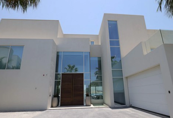 Роналду «Миллиардерлер аралынан» үй сатып алды