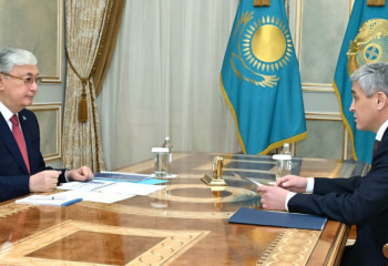 Tokayev receives akim of Karaganda region