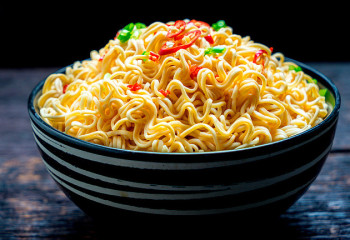 Корейскую лапшу быстрого приготовления разрешили ввозить в Казахстан