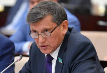 «Сонда біздің мәдени деңгейіміз, жеткен жеріміз осы ма?». Сенатор Нұртөре Жүсіп шындықты айтты