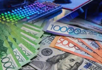 Компьютерлік клуб меңгерушісі кассадағы 1,5 млн теңгені жымқырған