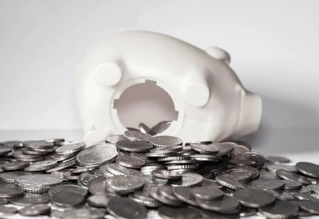 «Ұлттық қор – балаларға»: Ата-аналар нені ескеруі керек және әлемдік тәжірибе