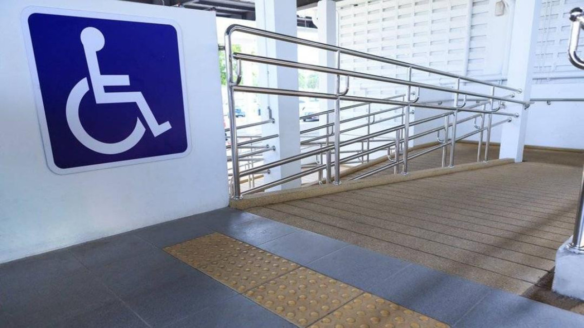 Почти 5 тысяч объектов адаптировали для лиц с инвалидностью в Казахстане