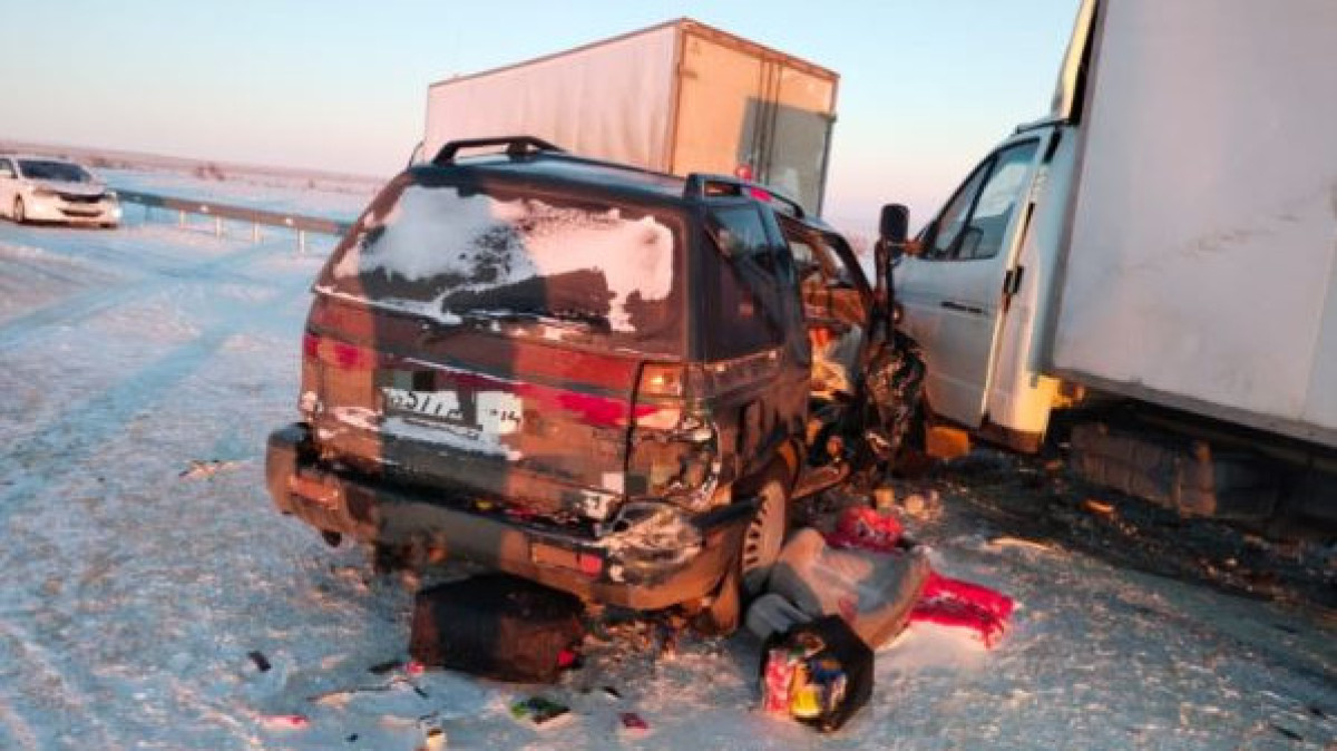 Семья погибла на трассе в Актюбинской области