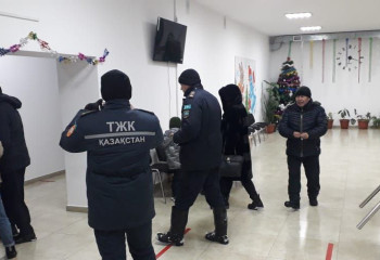 65 оставшихся на трассе пассажиров спасли в Акмолинской области