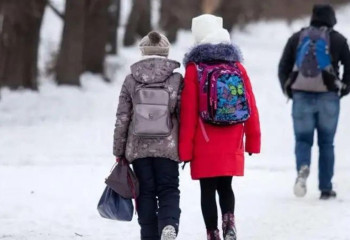 В Астане учеников школ перевели на дистанционку