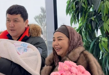 «Буындарымнан тер шығып жатыр». Алтынай Жорабаева быламық тағамының құпиясын бөлісті