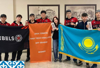 Ученики из Жанаозена и Алматы победили на чемпионате по робототехнике в Турции