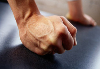 «Мектепке барғым келмейді». Алматыда 6 сынып оқушысы мұғалімнен әбден таяқ жеген