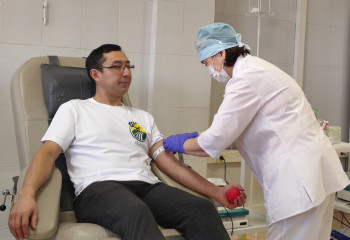 «Мен – донормын» акциясы аясында 400 адам қан тапсырды