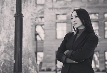 «50 мың доллардан сатылған». Жанар Байсеміз шетелге кеткен қазақ балалары туралы айтты